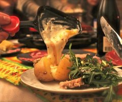 Raclette: Zutaten, Ideen und Rezepte - die ultimative Zutatenliste für ein perfektes Raclette