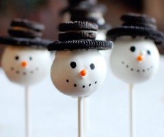 Ideen für weihnachtliche Cakepops - die schmecken sogar dem Weihnachtsmann!